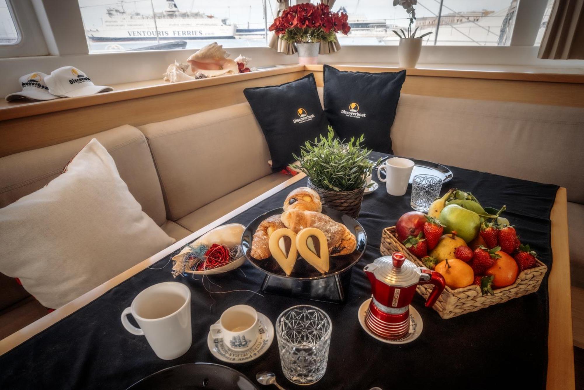 Discoverboat - Pita - Exclusive Boat&Breakfast Бари Экстерьер фото